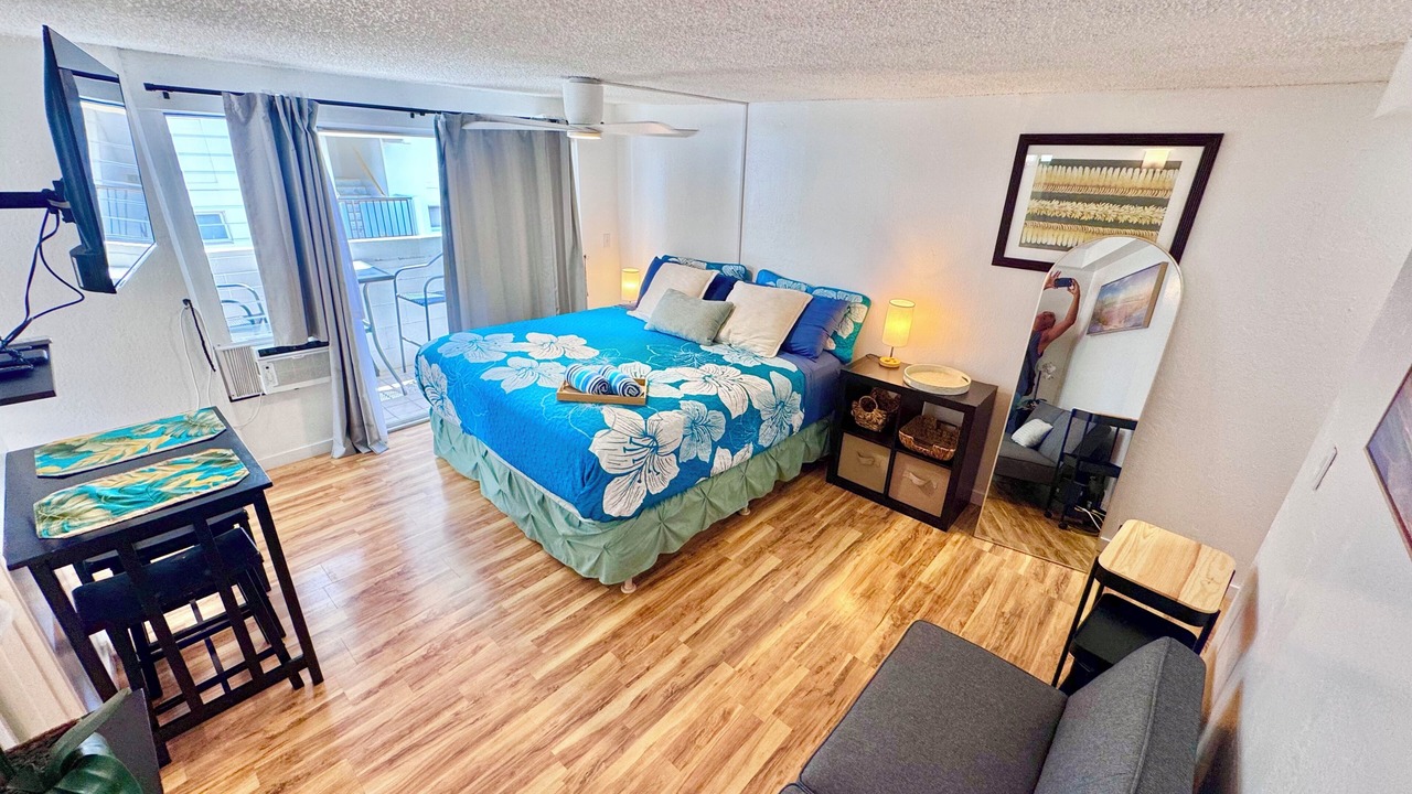 Photo of Bedroom in Waikiki