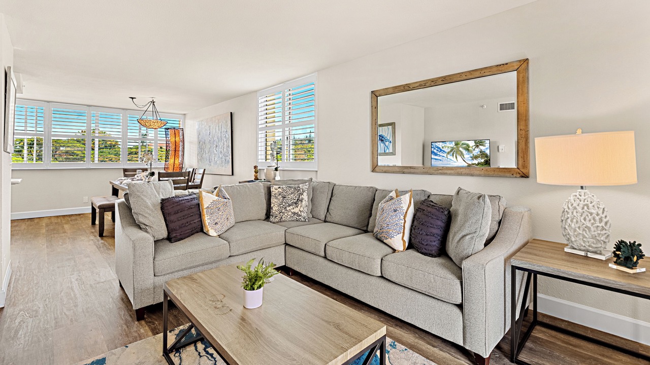 Photo of Livingroom in Kahana