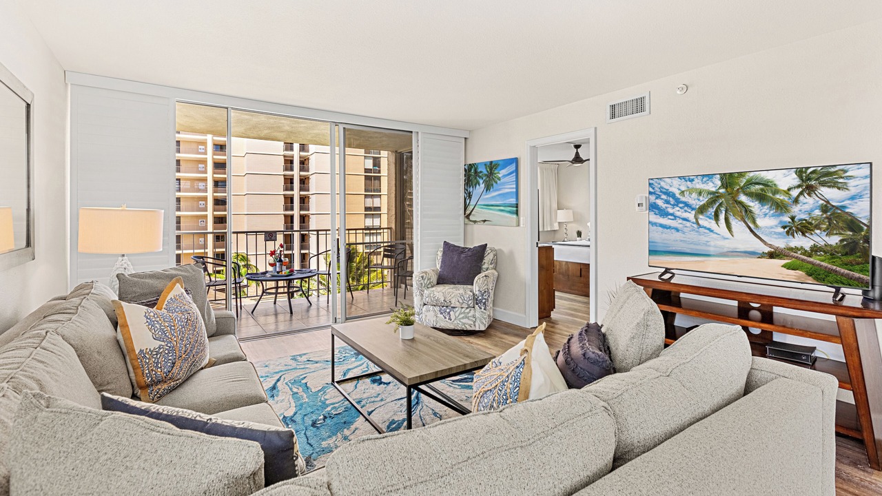 Photo of Livingroom in Kahana