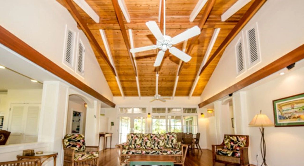 Photo of Livingroom in Hanalei