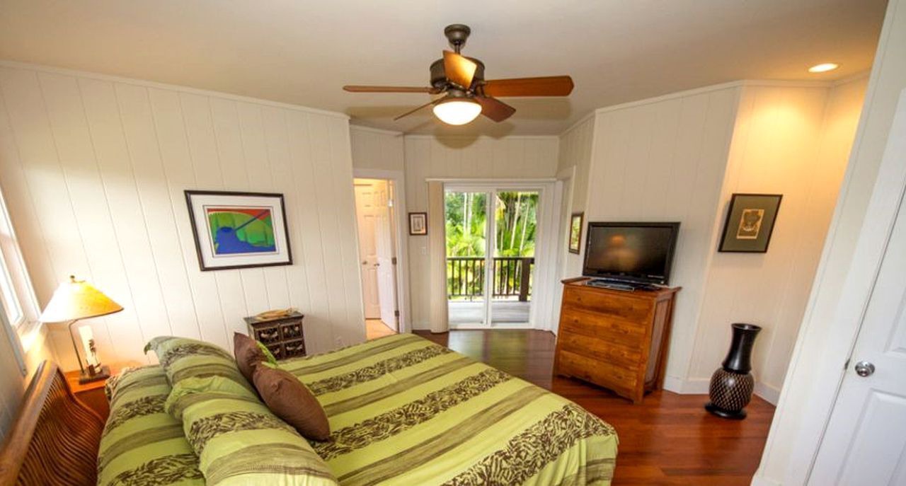 Photo of Bedroom in Hanalei