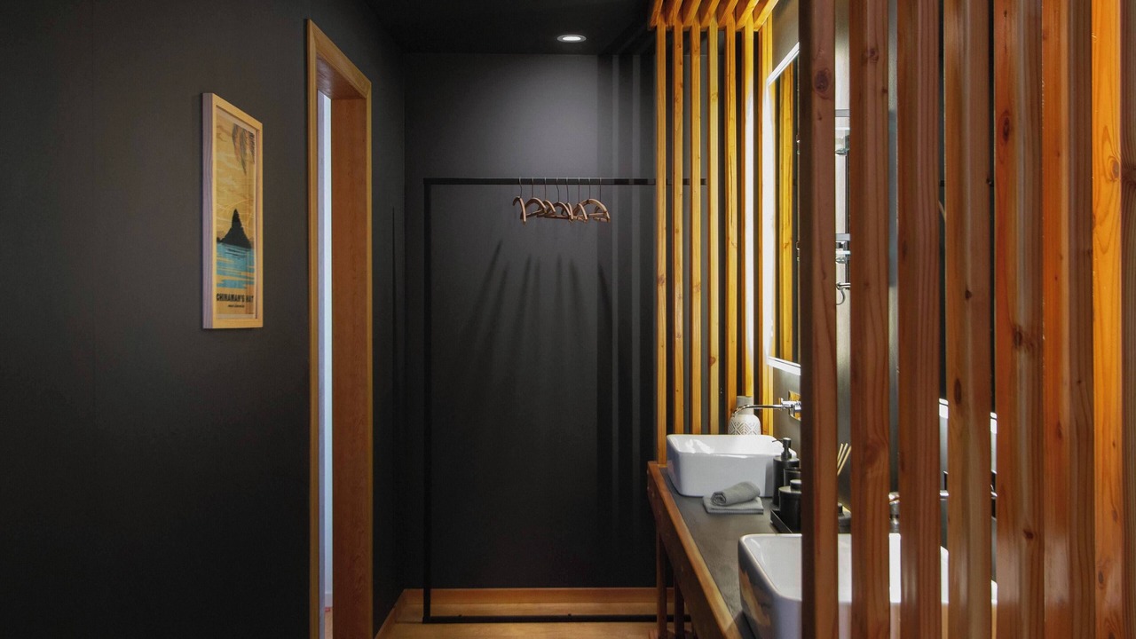 Photo of Bathroom in Royal Hawaiian Estates