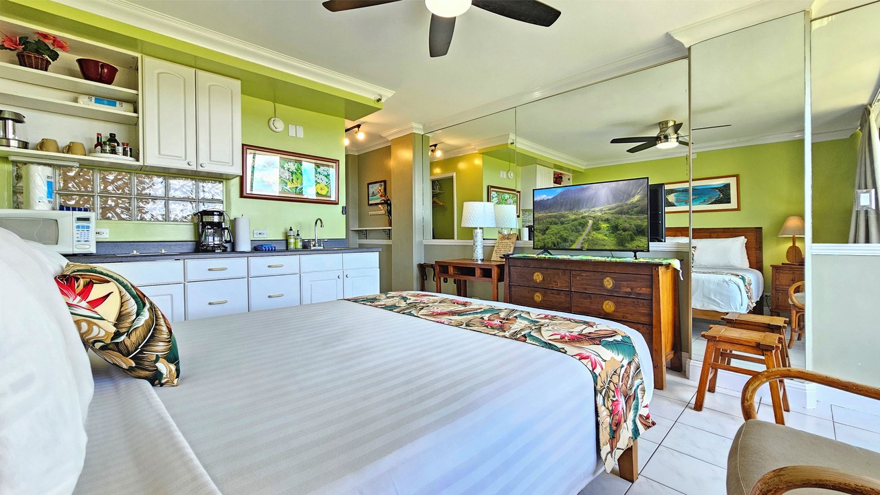 Photo of Bedroom in Waikiki