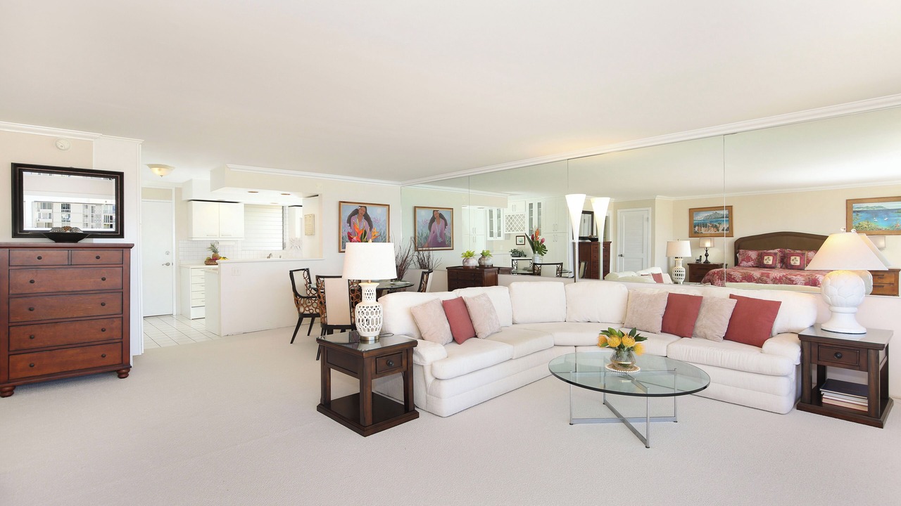Photo of Livingroom in Diamond Head - Kapahulu - St. Louis