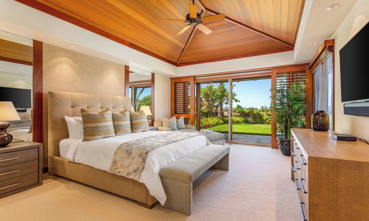 Photo of Bedroom in Kaupulehu