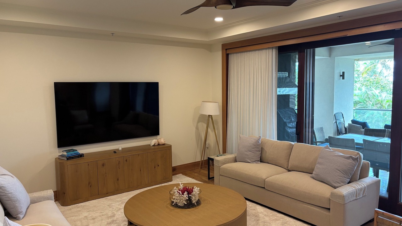 Photo of Livingroom in Napili