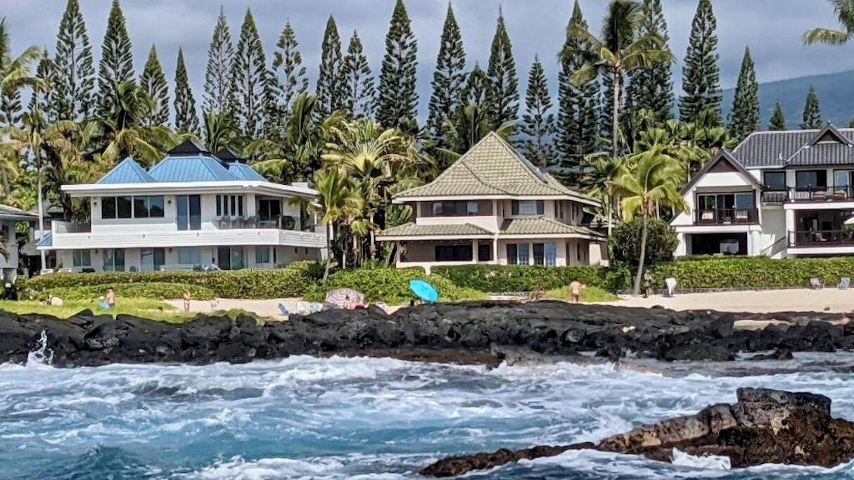 Photo of Others in Historic Kailua Village