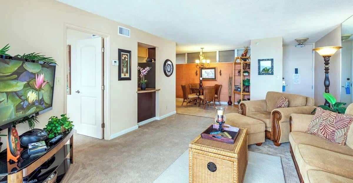Photo of Livingroom in Kahana
