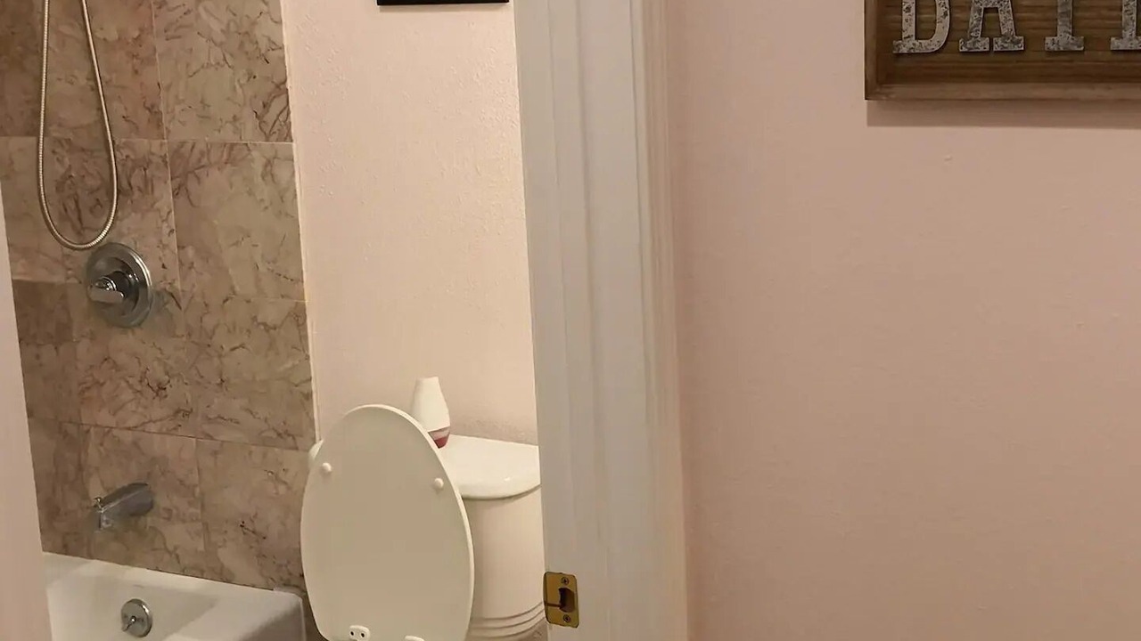 Photo of Bathroom in McCully - Moiliili