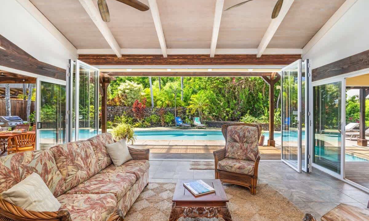 Photo of Livingroom in Poipu