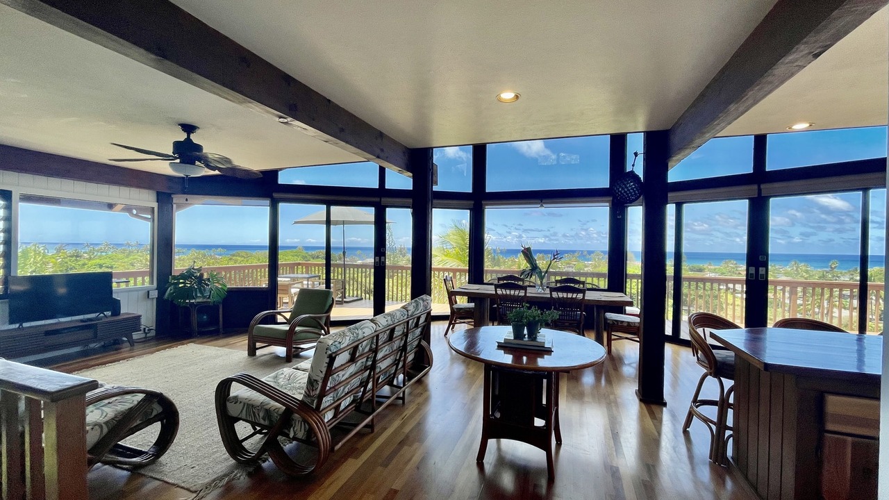 Photo of Livingroom in Pupukea