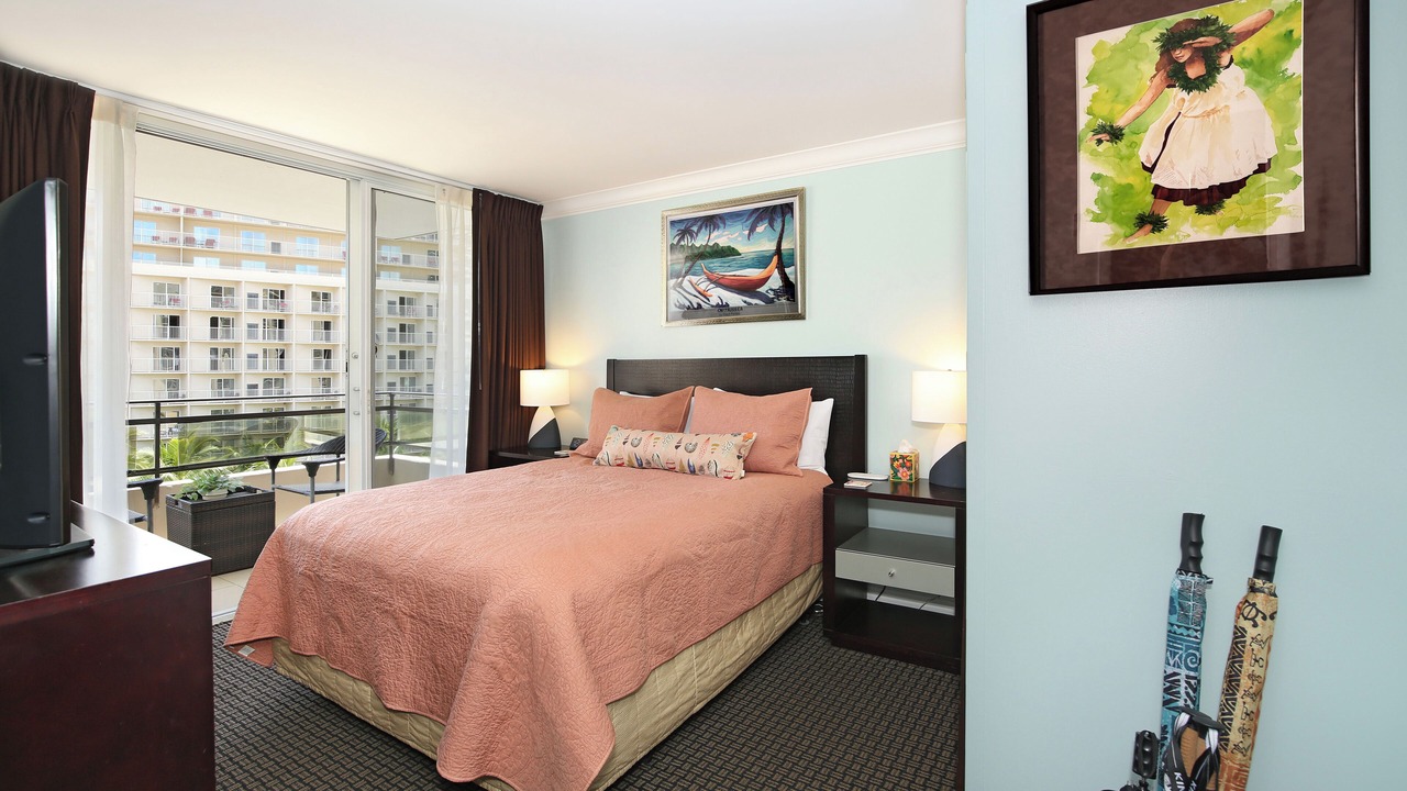 Photo of Bedroom in Waikiki