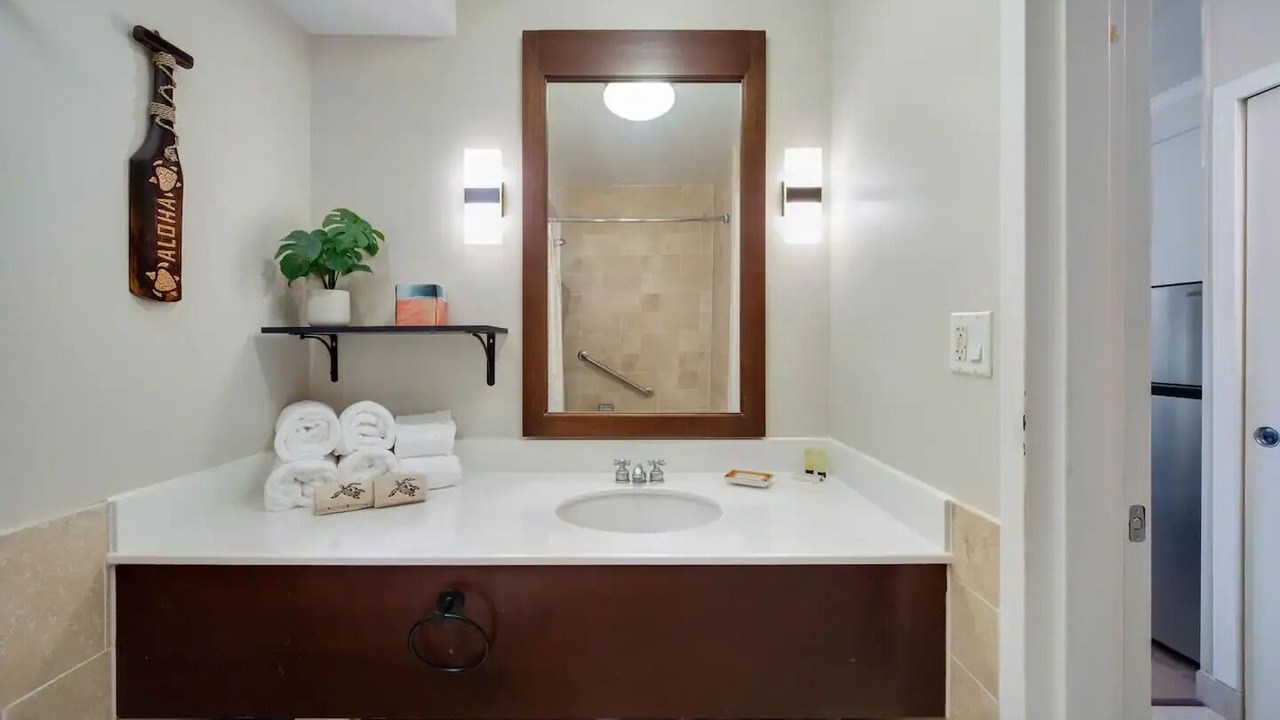 Photo of Bathroom in Hanamaulu