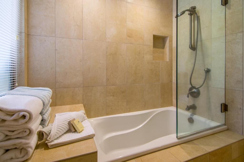 Photo of Bathroom in Kapalua