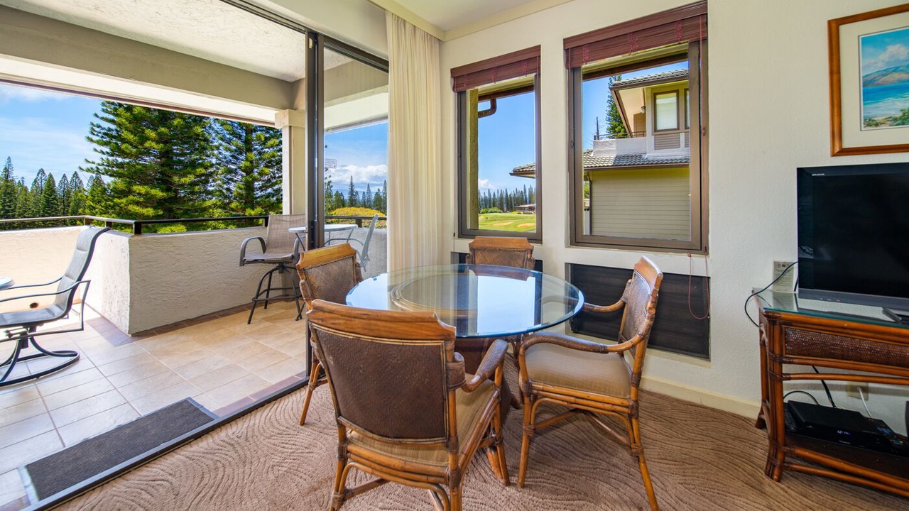 Photo of Livingroom in Kapalua