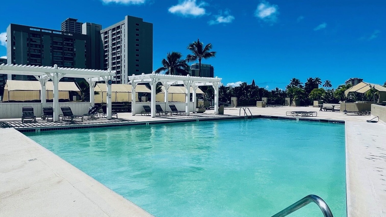 Photo of Outdoor in McCully - Moiliili