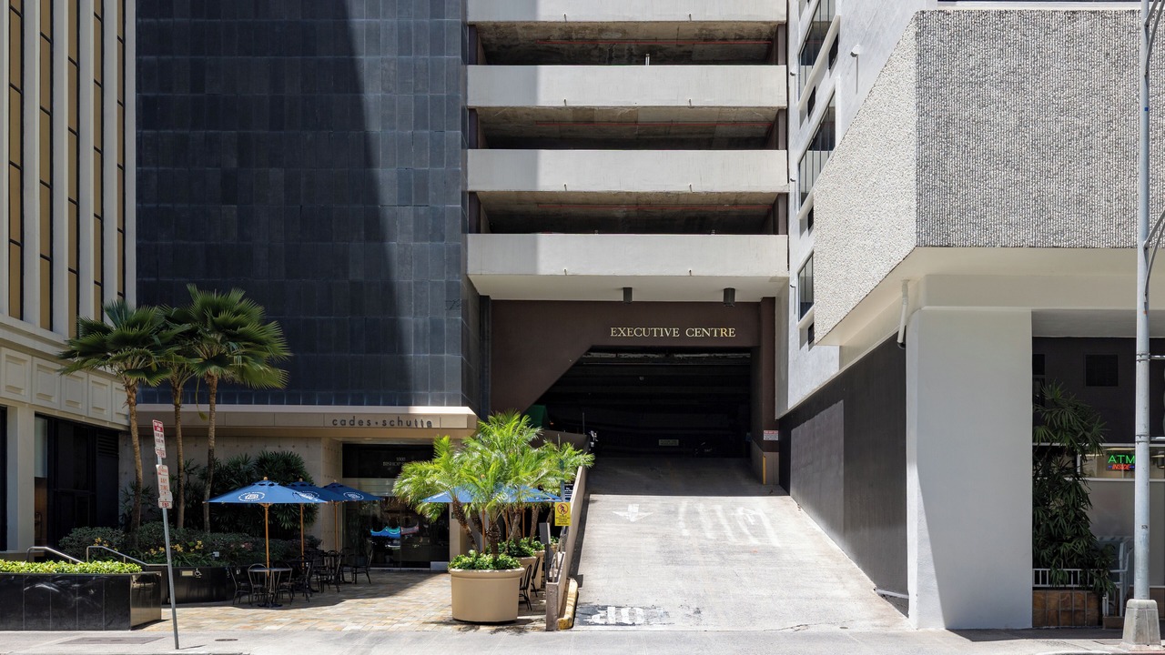 Photo of Others in Downtown Honolulu