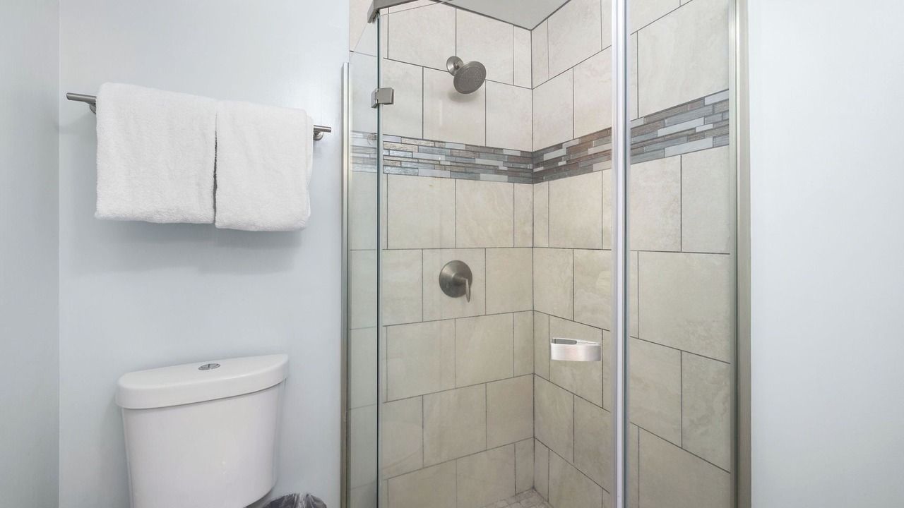 Photo of Bathroom in Historic Kailua Village