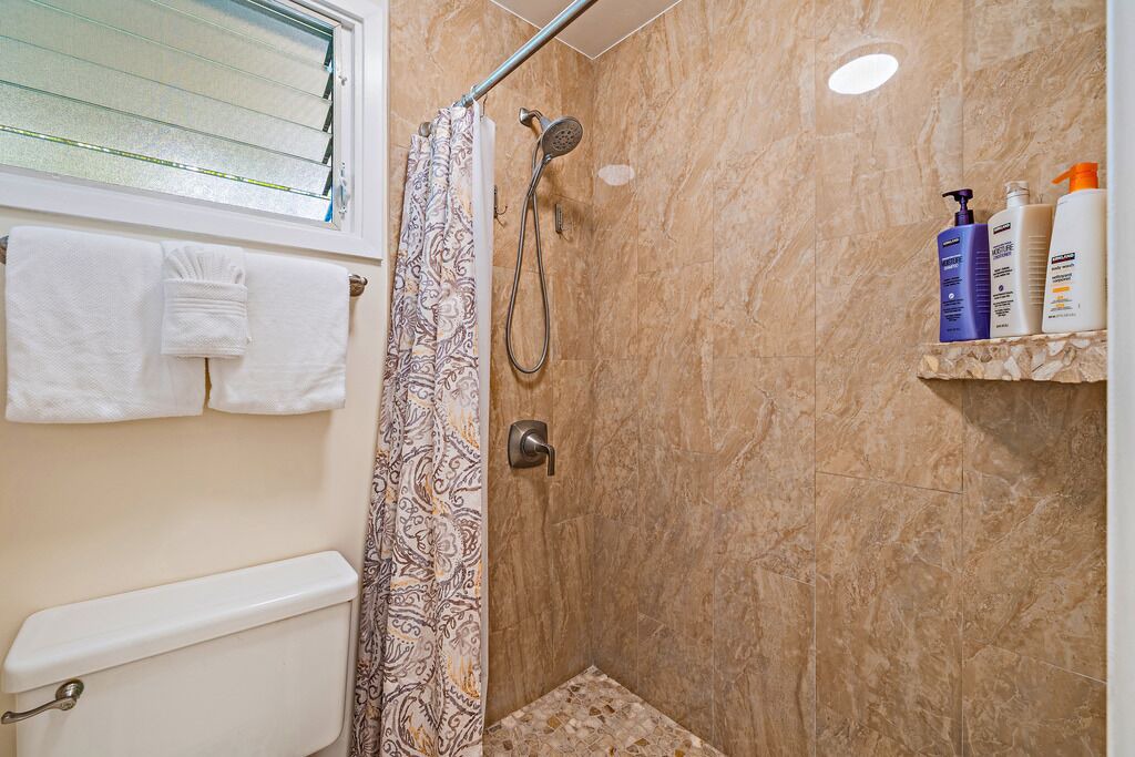 Photo of Bathroom in Napili
