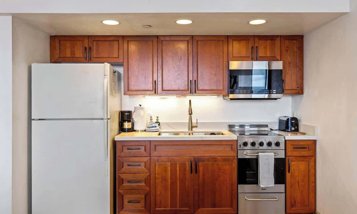 Photo of Kitchen in Kahana