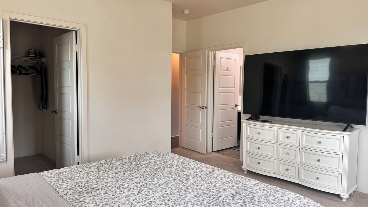 Photo of Bedroom in Ewa