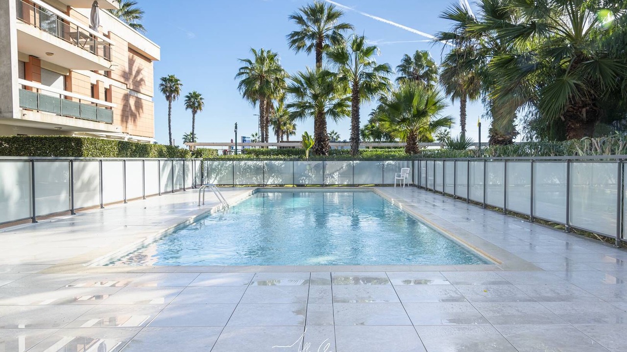 Photo of Outdoor in Villeneuve Loubet Beach