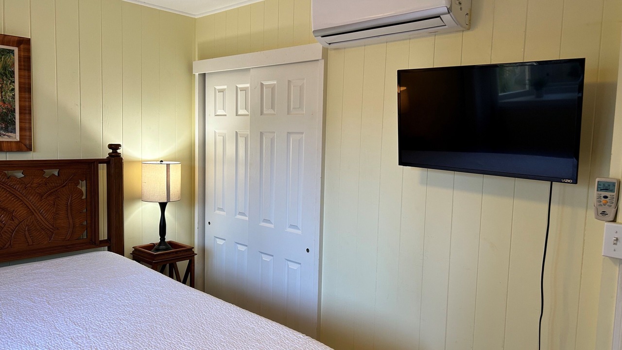 Photo of Bedroom in Mokuleia