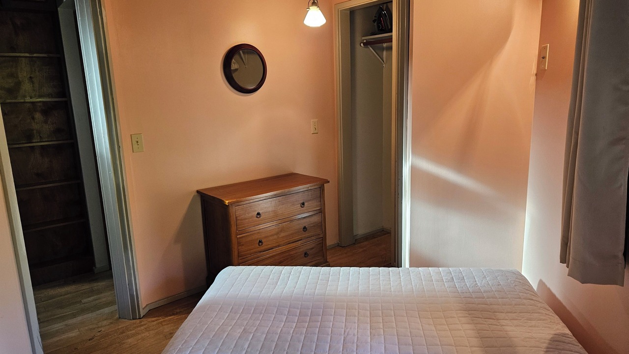 Photo of Bedroom in Keaau