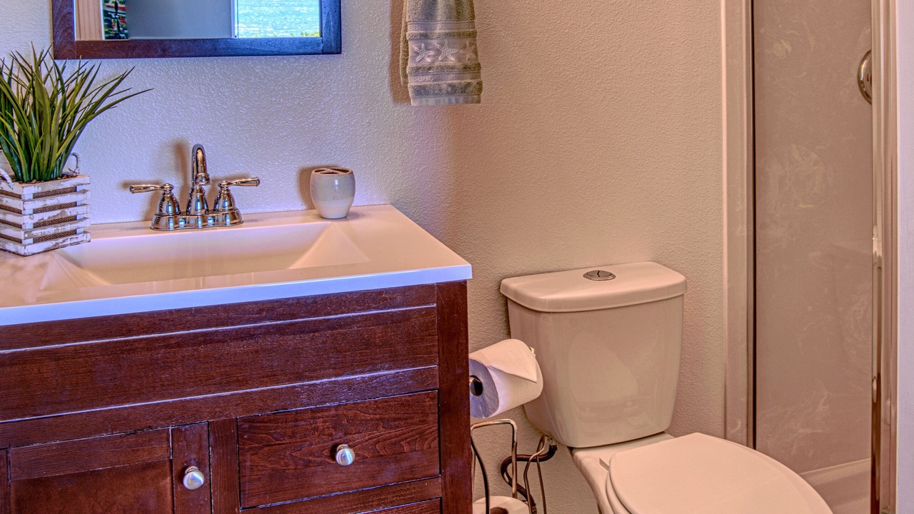 Photo of Bathroom in Makaha