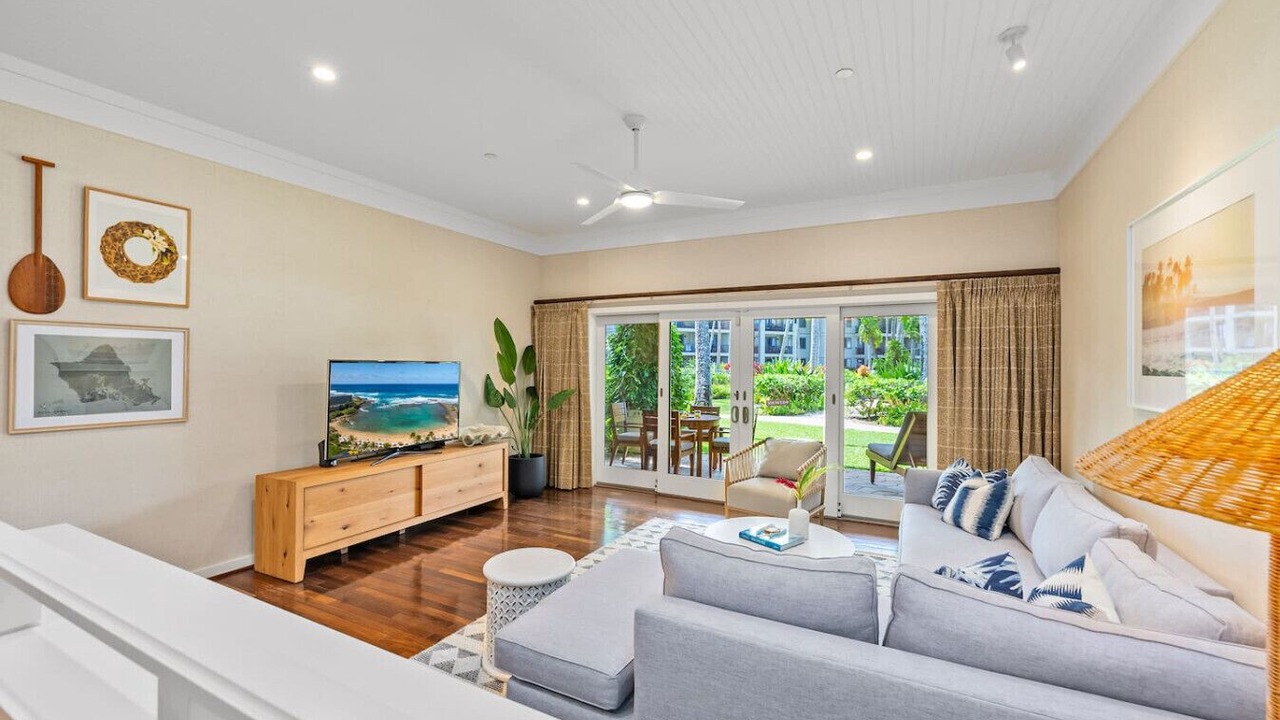 Photo of Livingroom in Kahuku