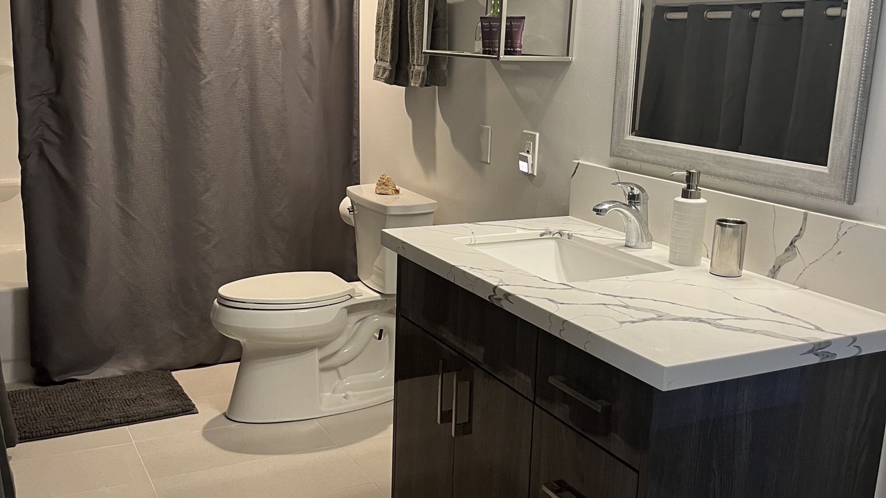 Photo of Bathroom in Kahuku