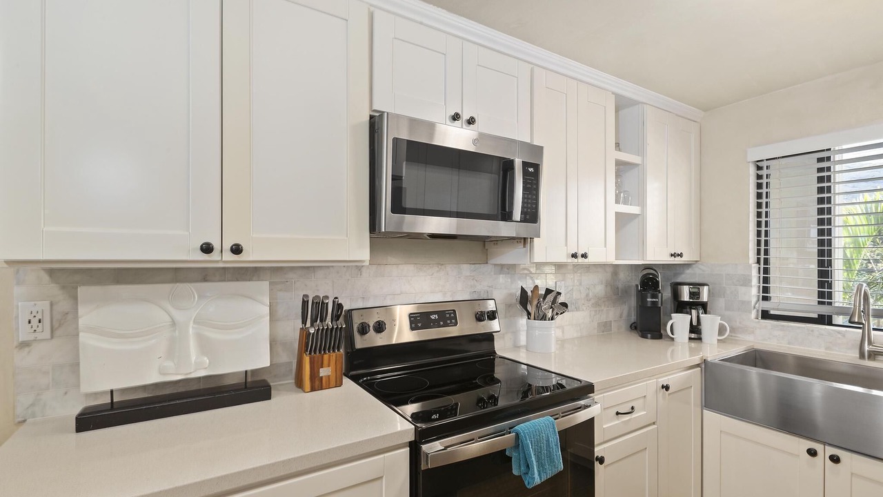 Photo of Kitchen in Maalaea
