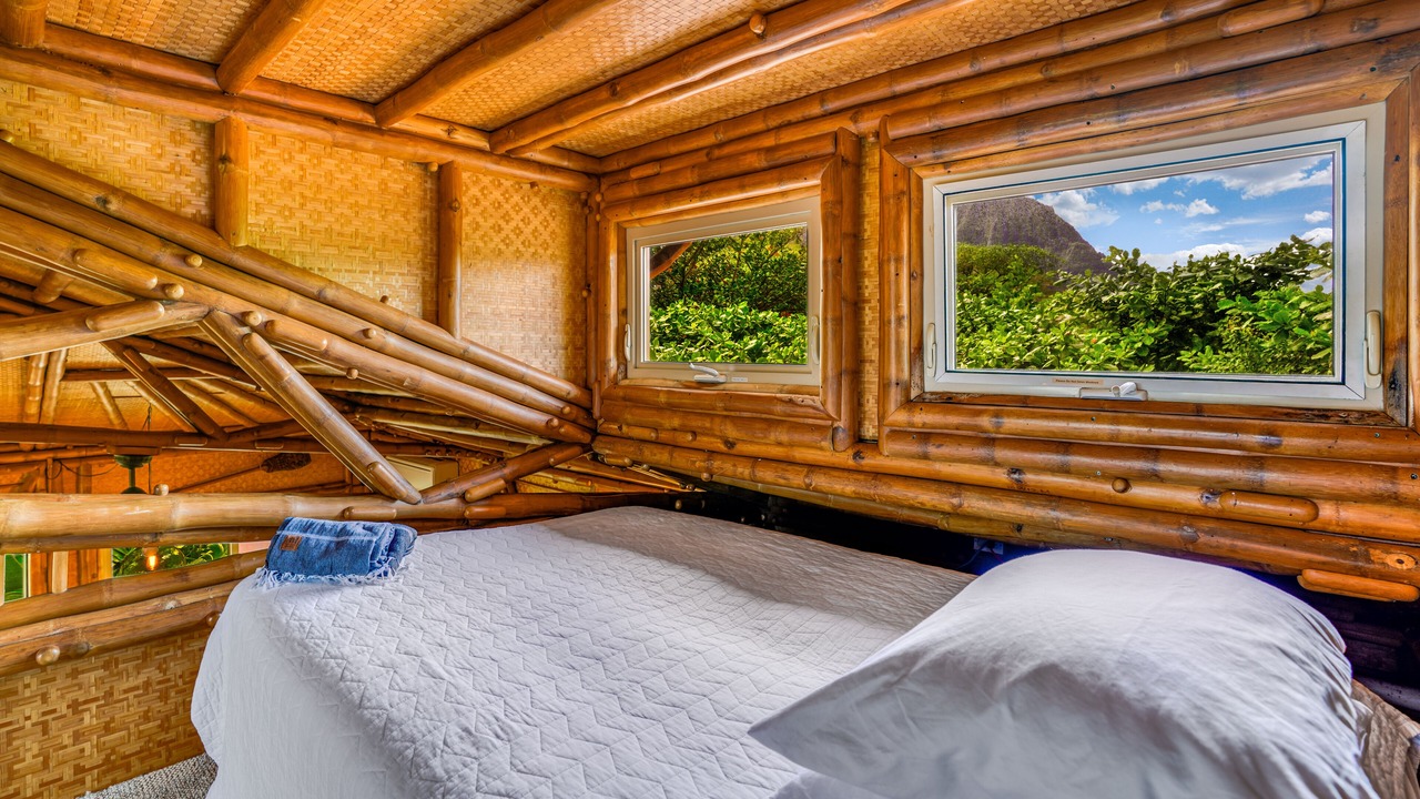 Photo of Bedroom in Wainiha