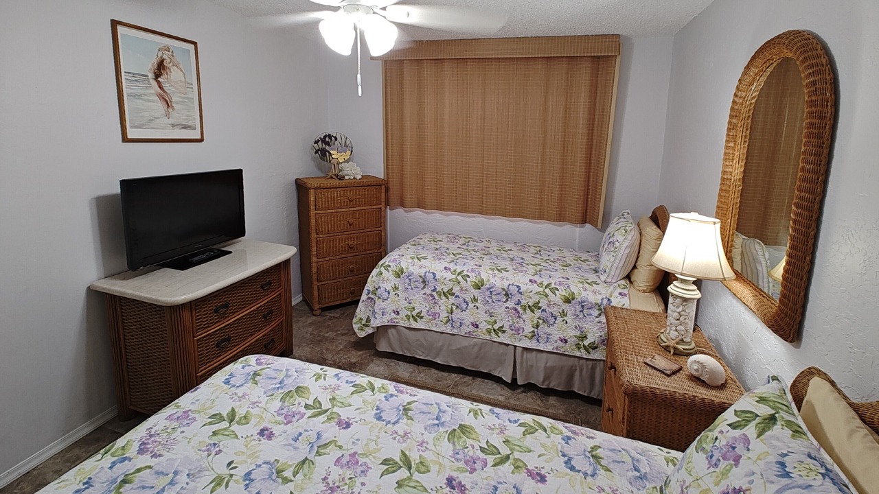 Photo of Bedroom in Kahaluu Bay