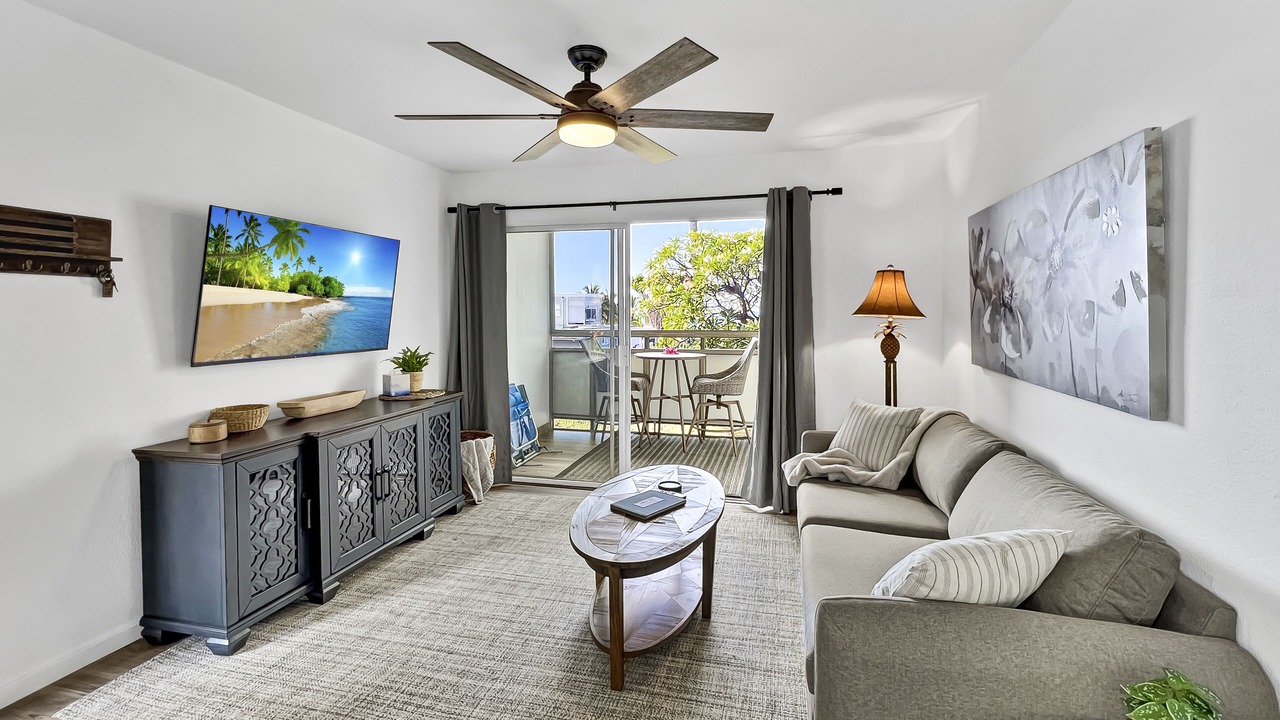 Photo of Livingroom in Historic Kailua Village