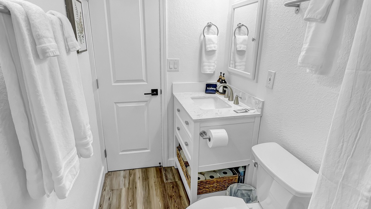 Photo of Bathroom in Historic Kailua Village