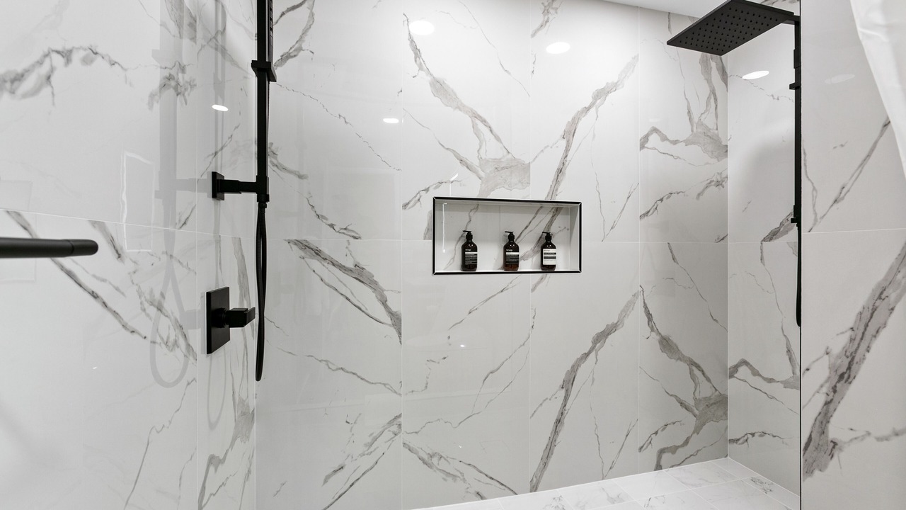 Photo of Bathroom in Kaimuki