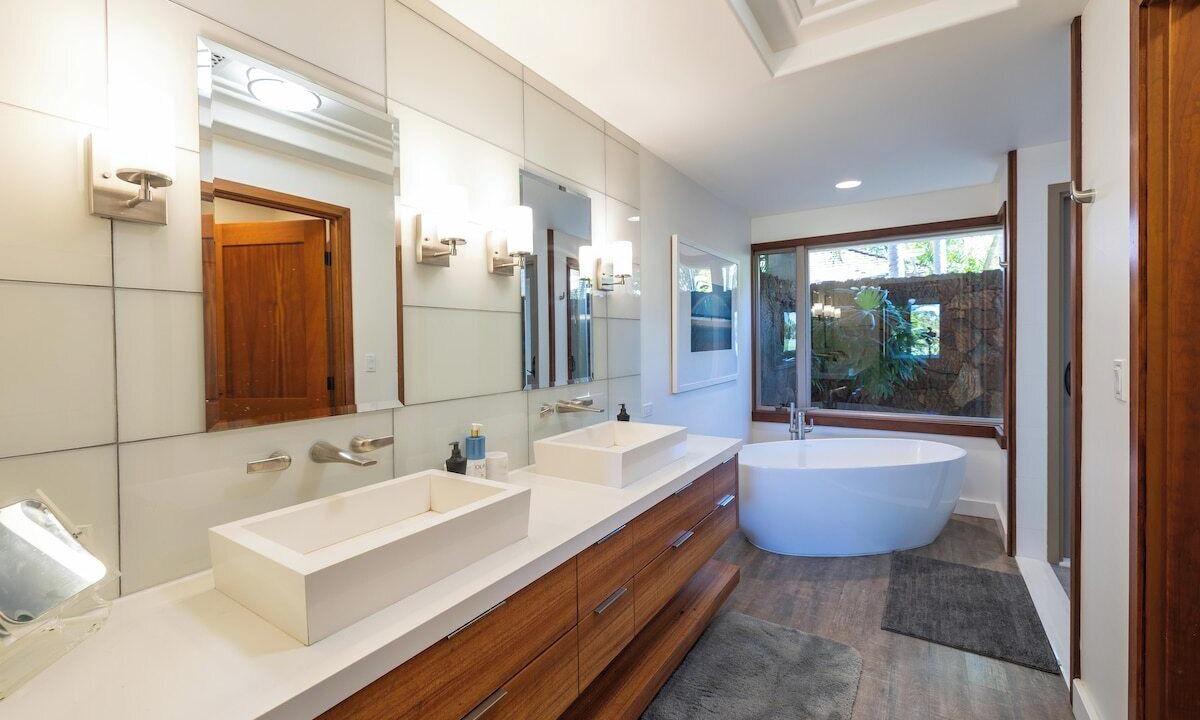 Photo of Bathroom in Kaupulehu