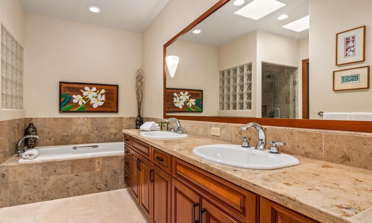 Photo of Bathroom in Kamuela