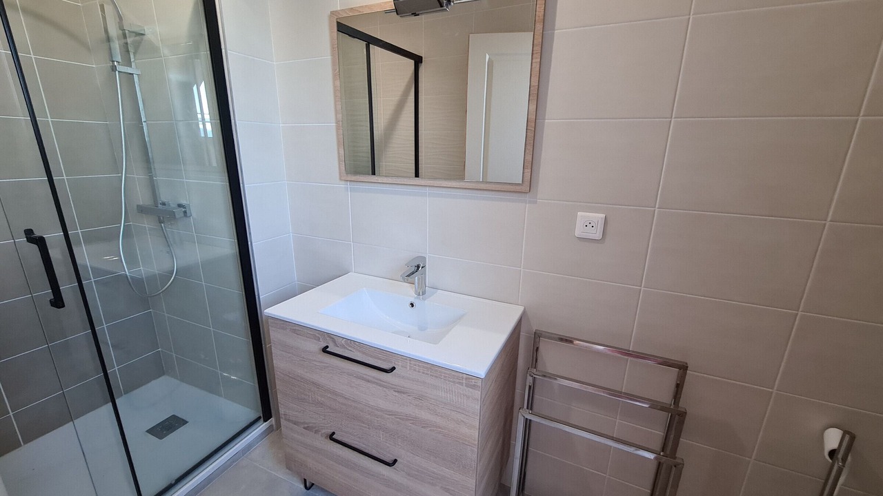 Photo of Bathroom in Boulay-les-Barres