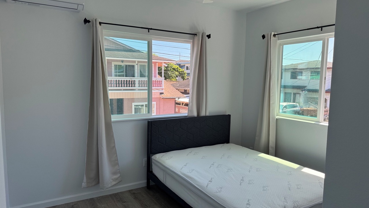 Photo of Bedroom in Kalihi Valley
