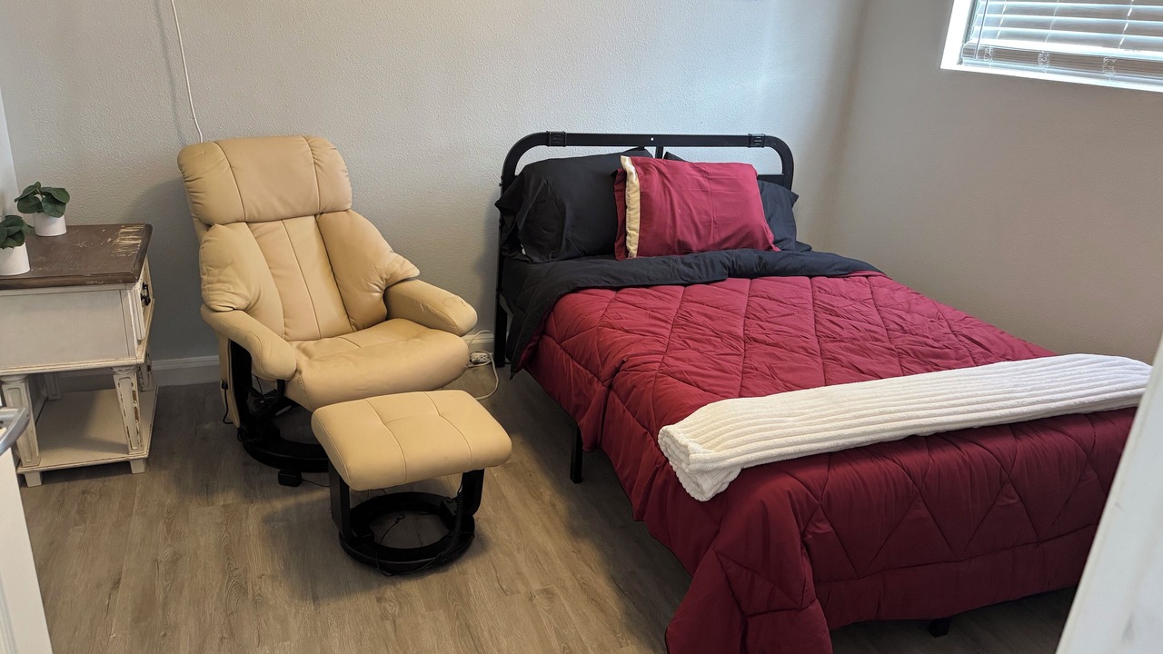 Photo of Bedroom in Keaau