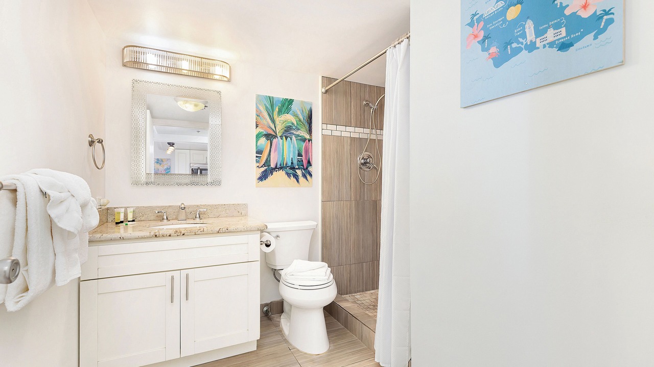 Photo of Bathroom in Waikiki