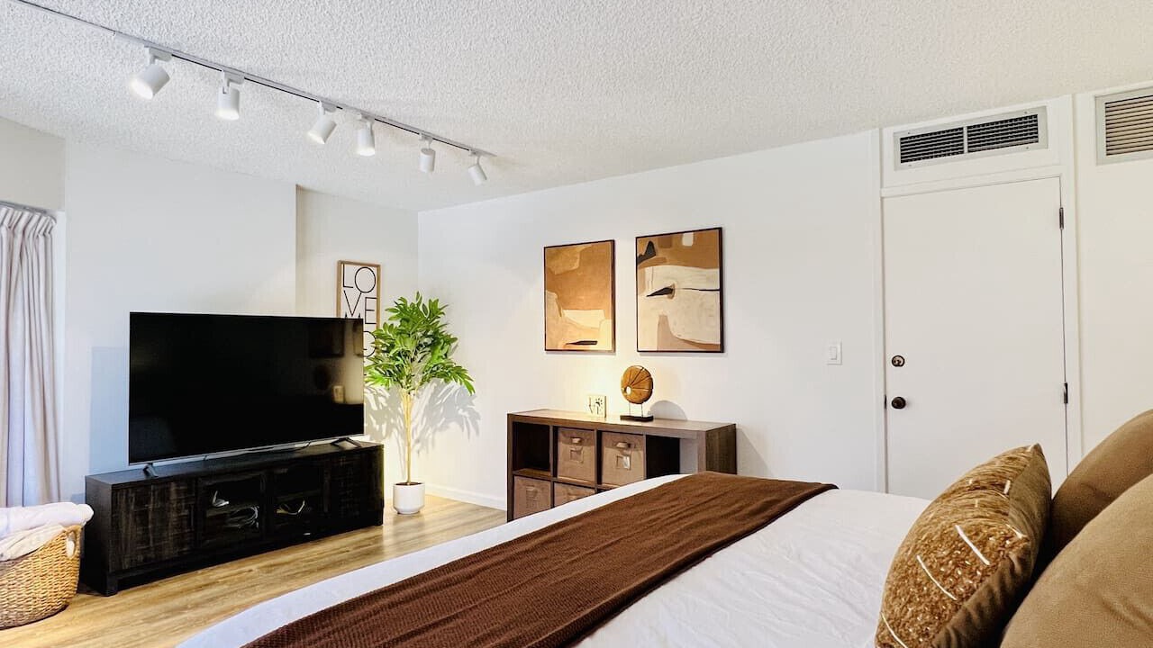 Photo of Bedroom in Downtown Honolulu