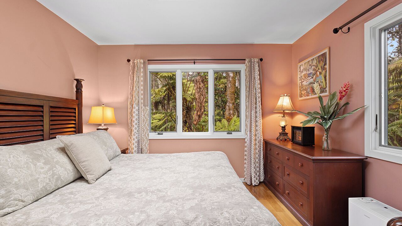 Photo of Bedroom in Volcano