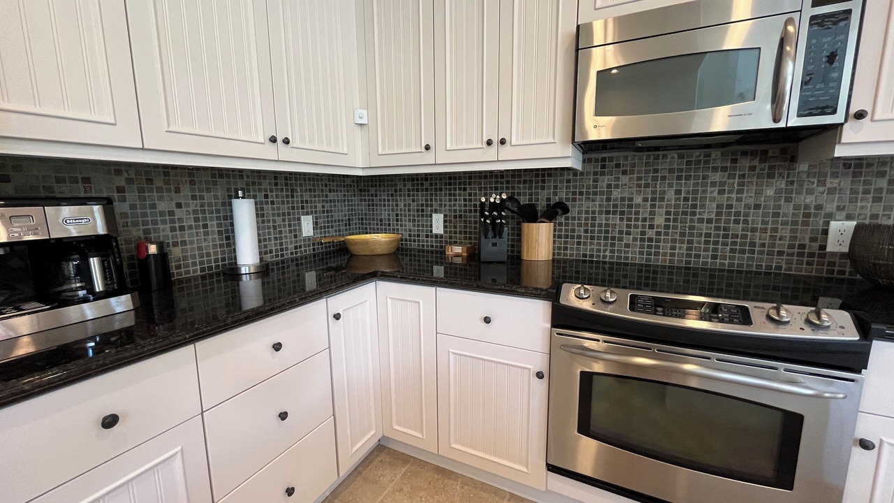 Photo of Kitchen in Kulalani