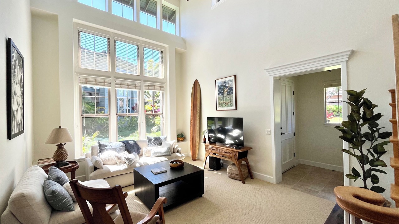 Photo of Livingroom in Kulalani