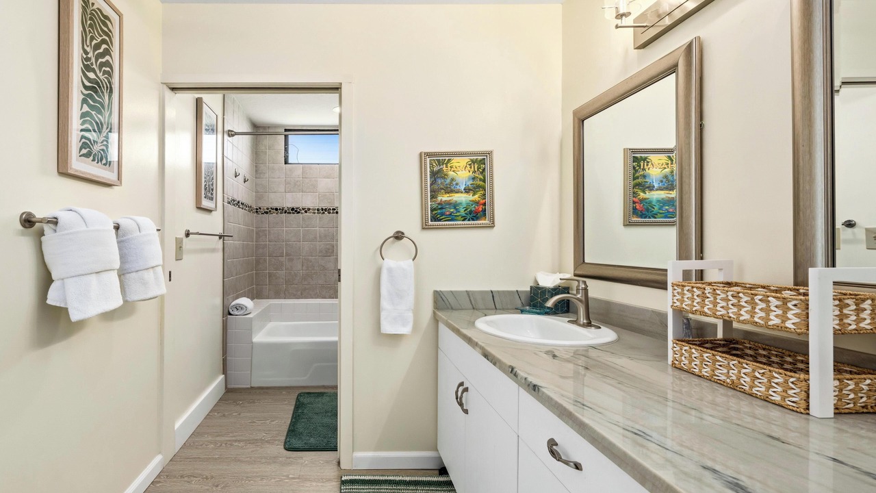 Photo of Bathroom in Keauhou
