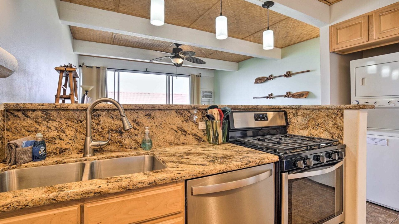 Photo of Kitchen in Historic Kailua Village