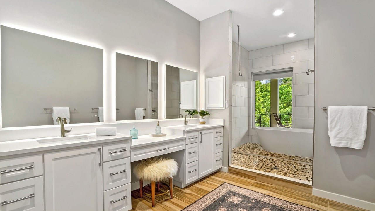 Photo of Bathroom in Princeville